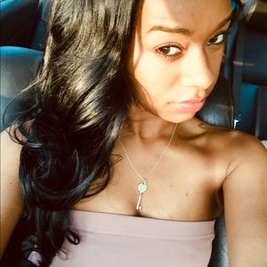 Meet your Posher, Brittney